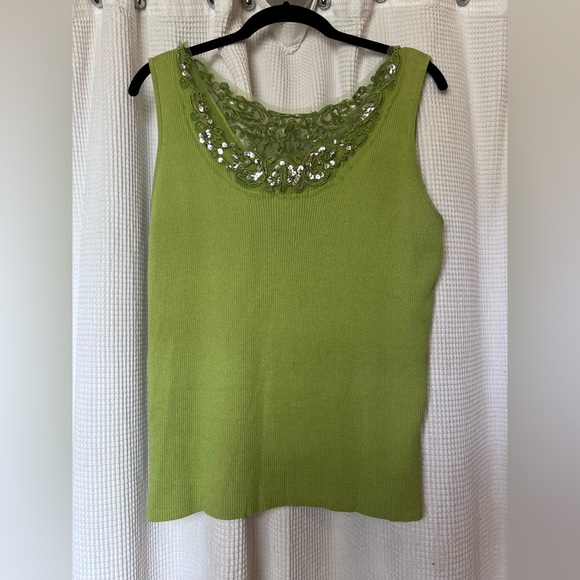 Embellished Lime Green Ribbed Tank Top - Picture 3 of 6